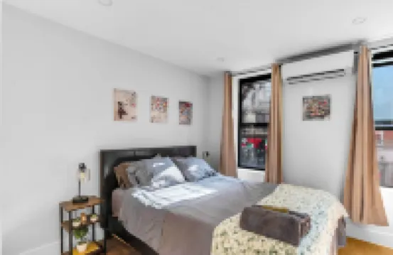 Charming Nolita / Lil Italy 2 Bedroom