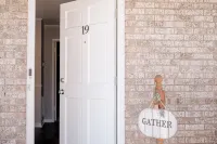 19 Green Acres Cozy Apartment