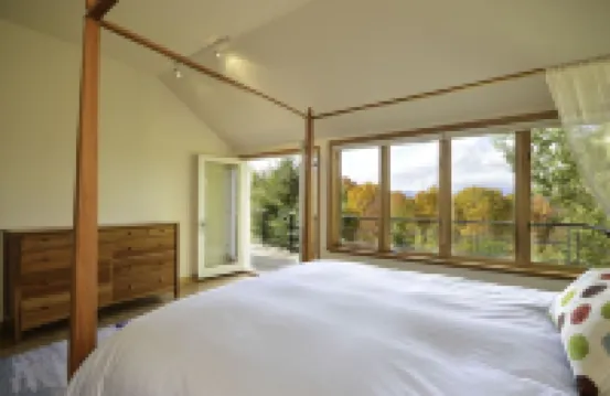 Spectacular Stowe Home for Fun Family Vacations! Eco friendly/ EV Charging!