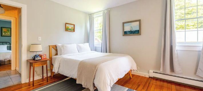 Clover Mountain House – A Historic Retreat Near Hunter Mountain Hotels in Hunter
