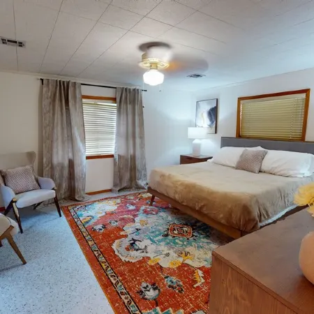 Mid-Century Modern historical home 0.8mi to Boone Pickens Stadium!