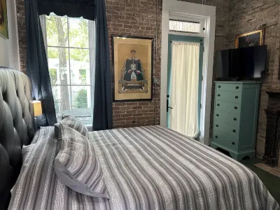 Downtown Mobile near Dauphin, St Louis, Greer's, Saenger, Restaurants - Unit A Hotels in 