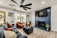 Afar Modern Vacation Home