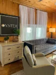 Glamorous cottage-glamping at Sebago Lake