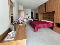 Smart Residence Aviano Hotels in Budoia