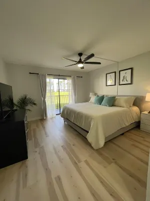Newly renovated. Across from the beach apartment Hotel in zona Ponce de Leon Lighthouse