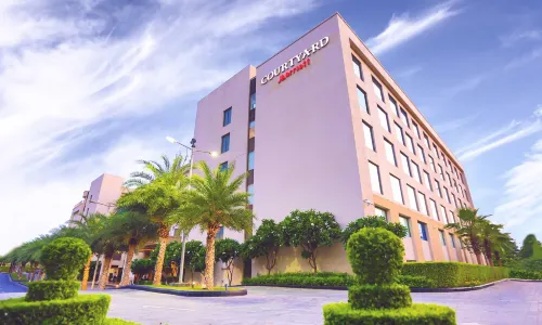 Courtyard by Marriott Agra