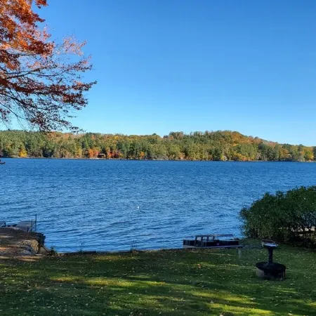 Highland Dream: All Season Beauty! 5Br/2BA, Lakefront, Stay and Play. 4 Season