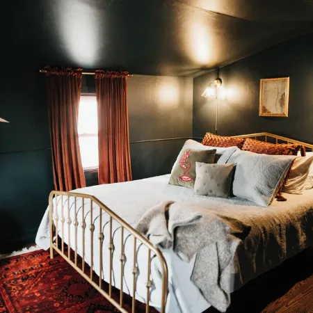 Cozy, speakeasy style house located in the heart of Norman