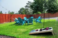 Sweetridge - Hot Tub - Game Room - Theater Room Hotels near Brass Armadillo Antique Mall - Denver