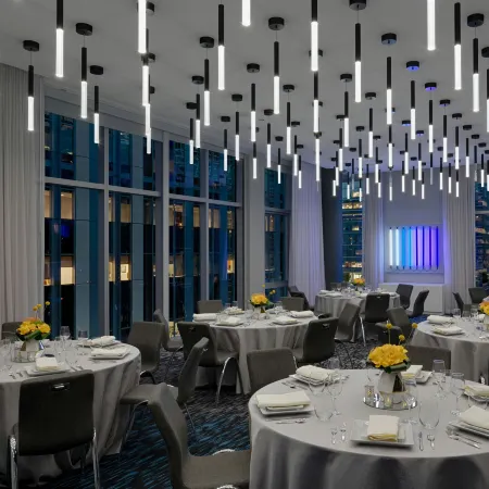 Aloft Chicago Mag Mile Отели рядом с достопримечательностью «Голд-Кост»