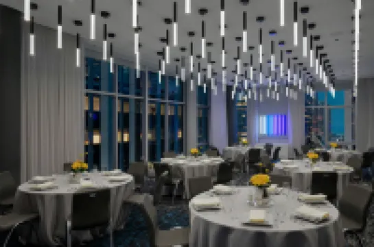 Aloft Chicago Mag Mile