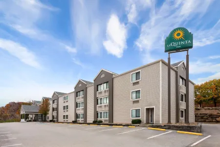 La Quinta Inn by Wyndham Cleveland Independence