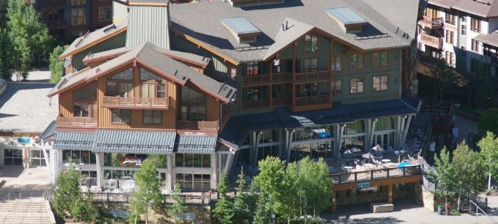 Our studio condo is the closest condo to the Eagle Lift.  Just steps away. Hotels in Copper Mountain