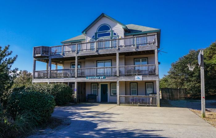 A Beach Vacation Destination. EV Friendly.