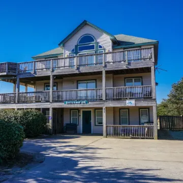 A Beach Vacation Gem.  Just 4 Summer Weeks Left.