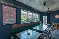 Luxury vacation rental in the heart of Bloomington and the IU campus