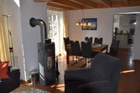 Captain's cabin: duplex apartment with sauna, whirlpool, fireplace, 2 televisions