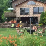 Private 70ft Lakefront Cabin,3br,3ba,Pet Friendly- Kayaks/Paddle boards provided Hotels in North Harmony