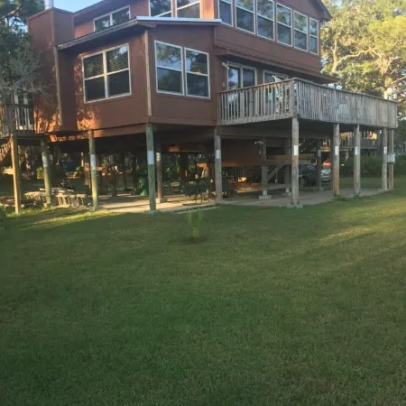 Amazing Ochlockonee Riverfront Home!