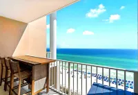 Full Ocean Views, Steps to the Sand, Beach Chairs, Heated Pool/Hot Tub, Sleeps 8 - 4-نجوم
