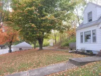 Cute Cape on Keuka Lake with Boat Launch Prime Location