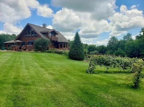 Modern Cabin with Pool and Hot Tub and Outdoor Sauna! Wanderlust Cabin!