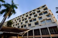 Charoen Hotel