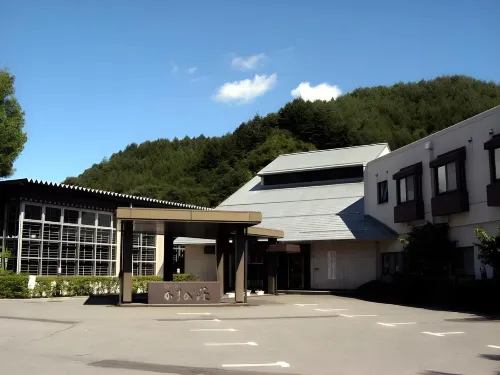 Kasuga-Onsen Hot Spring Kasuga’s Forest Resort Hotels in Saku