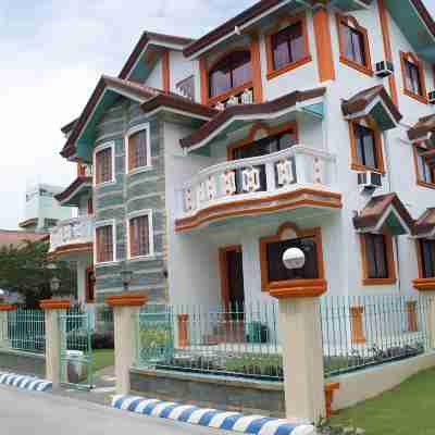 Datag Cordova Home Village Hotel Exterior