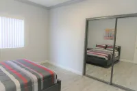 Spacious Home* 7 minutes to Disneyland Hotels near Pace Sportswear