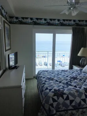 Amazing! Direct Oceanfront Condo - Coconut Palms Beach Resort II* Special Rates*