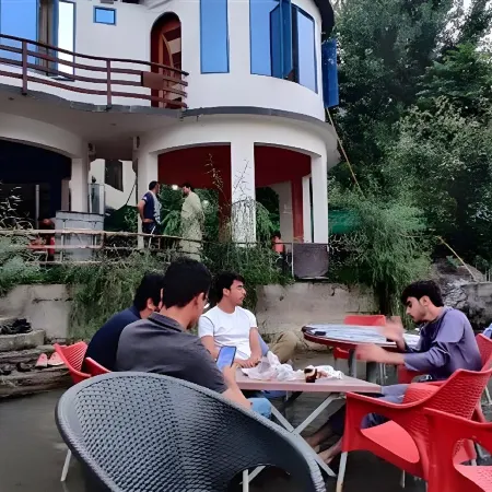 Al Maidah Hotel and Restaurant