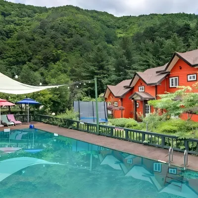 Eoullim Pension - Starlight Yard Hotels near Herbnara Farm