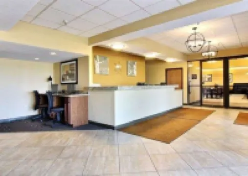 Quality Inn Thief River Falls Hotels in Thief River Falls