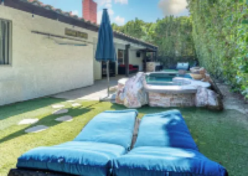 New! Private Oasis W Pool, Outdoor BBQ & Gameroom!!