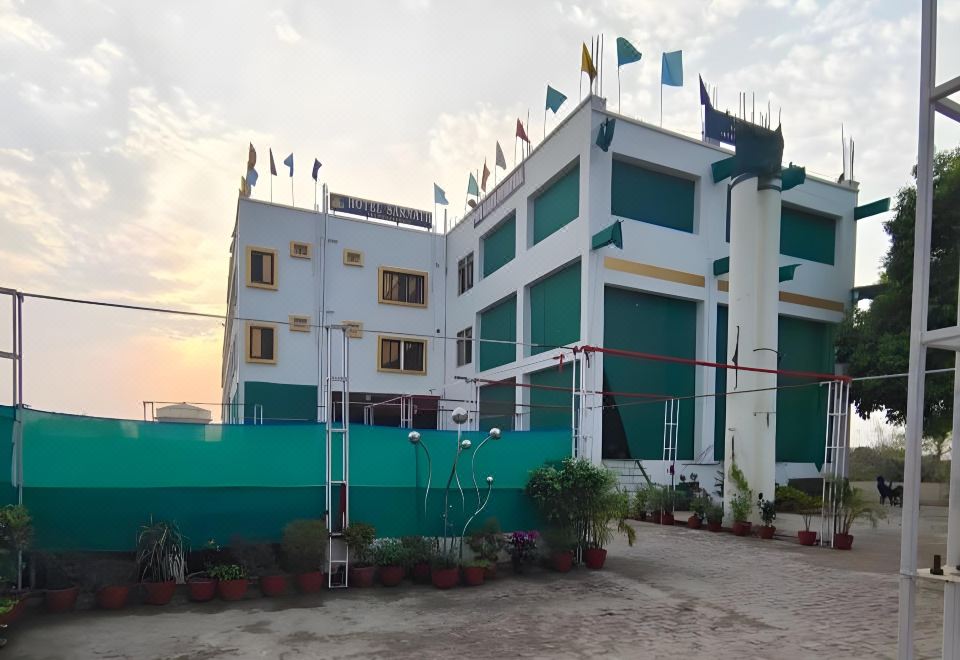 hotel overview picture