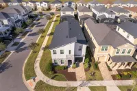 Professionally Designed Family Retreat – 1 Min Walk to Clubhouse Near Disney