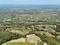 Maison de Village en Pierres, à 5minutes de L'isle sur la Sorgue