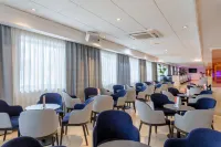 阿維尼達 飯店
