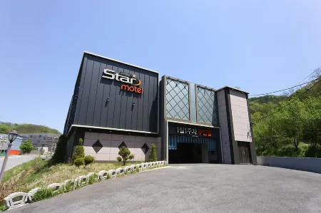 Andong Star Self Check-in Motel Отели рядом с достопримечательностью «Dosanseowon Confucian School»