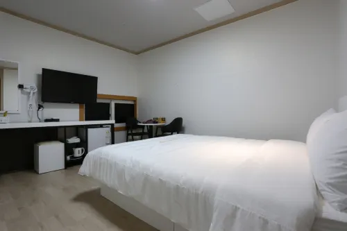 Jeongseon Milano Motel