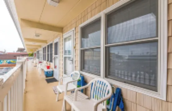 Cozy 1BR condo North Wildwood with WiFi, AC, 1.5 blk to beach, Boardwalk, Moreys