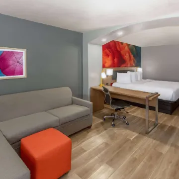 La Quinta Inn & Suites by Wyndham New Braunfels