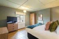 Host & Stay - The Braes