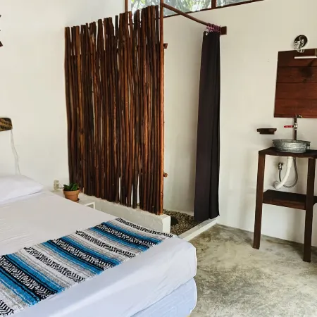 El Búho Bacalar Eco-Cabañas Hostal