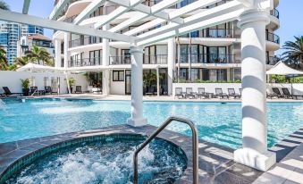 Mantra Coolangatta Beach