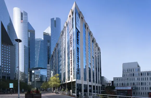 巴黎拉德芳斯萬麗酒店