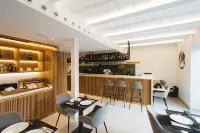 Boutique Hotel Petit Montisión - Flughafentransfer