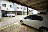 Hotel São Charbel - parking
